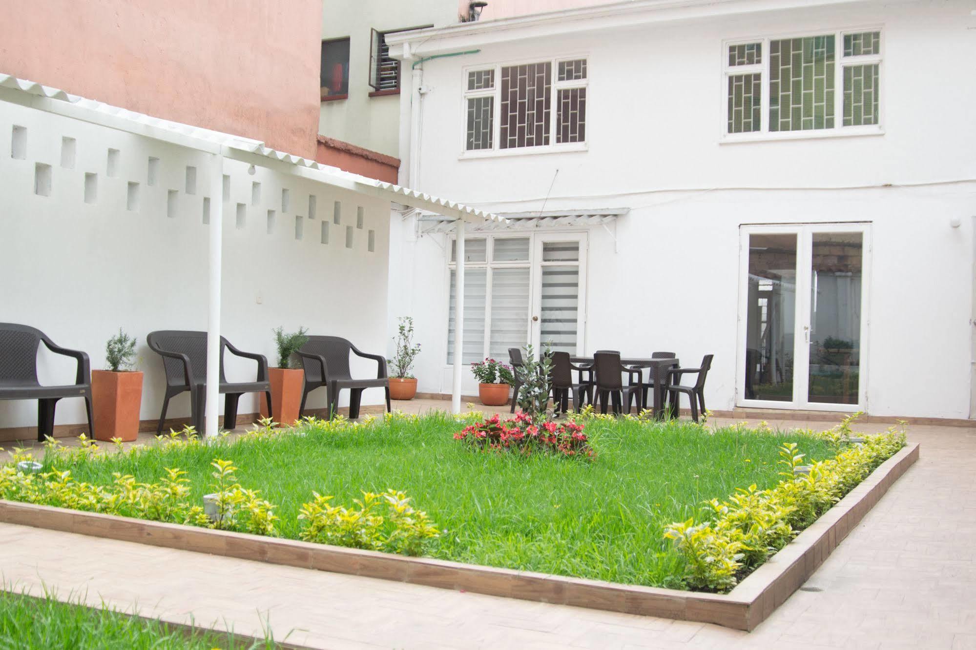 Casa Jota Hotel Bogota Ngoại thất bức ảnh